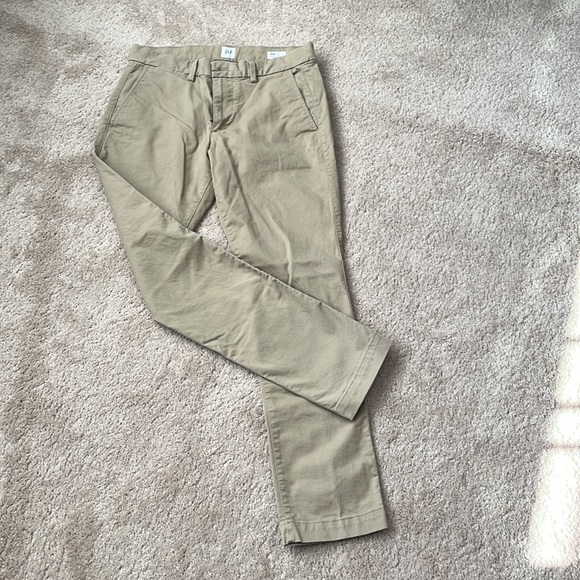 GAP Men’s 5- pocket khaki pants - Picture 4 of 5